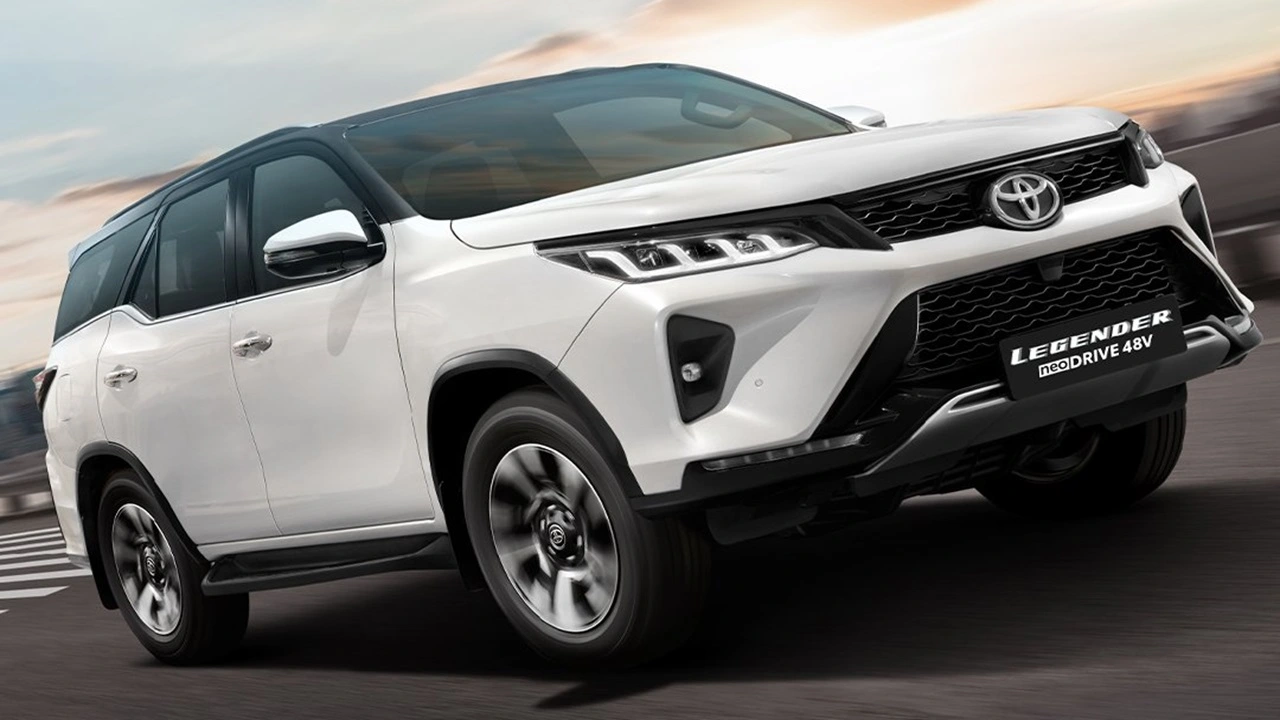 Toyota Fortuner Neo Drive